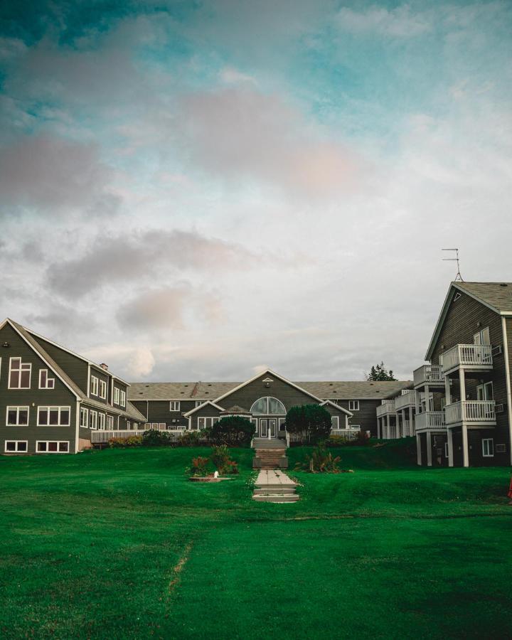 Dundee Resort & Golf Club West Bay Exterior photo